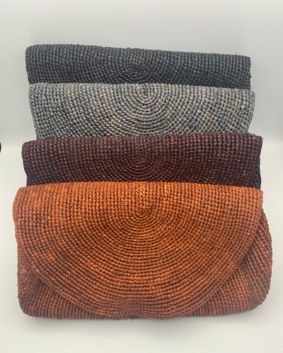 Pochette raphia MANAMBINA : palette de noir