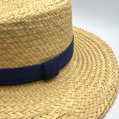 SATRANA - Chapeau canotier avec ruban bleu marine. Collection TSARA. Made in Madagascar - Fait Main
